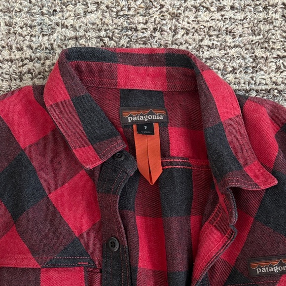Patagonia men’s shirt - Picture 3 of 5